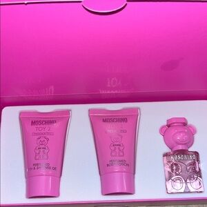 Moschino Toy 2 Bubble Gum Pink Set